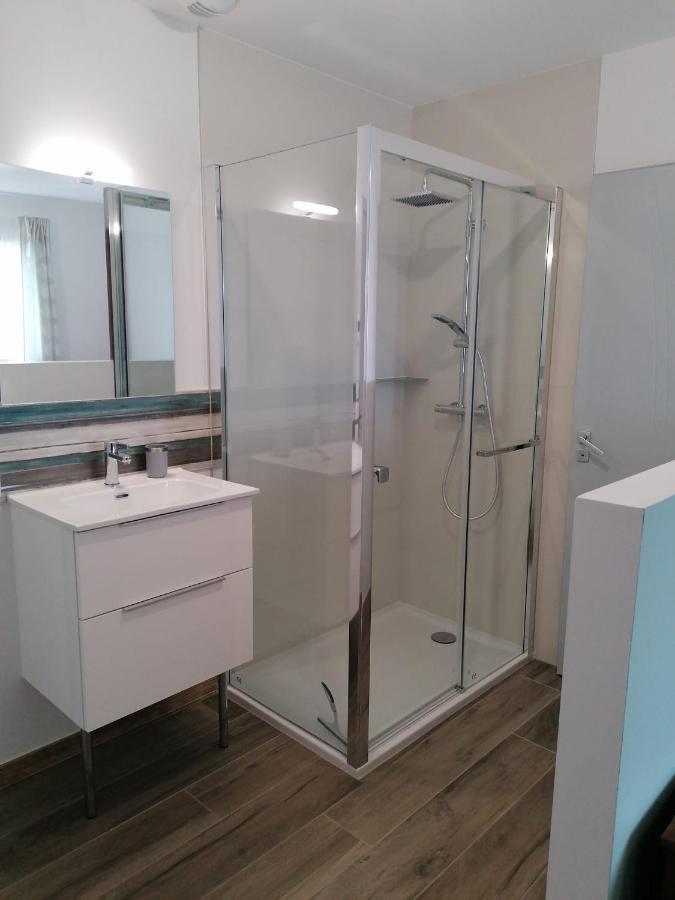 Chambre Vue Lac Av Piscine Prunières 外观 照片
