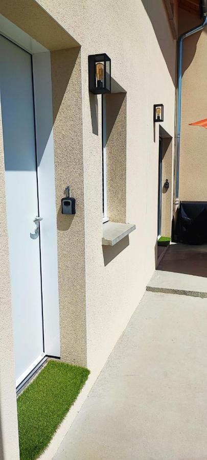 Chambre Vue Lac Av Piscine Prunières 外观 照片